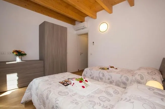 House With 3 Bedrooms T5 Bellano