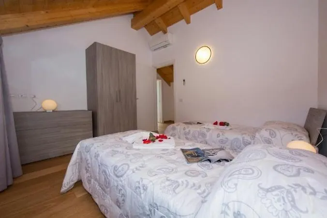 House With 3 Bedrooms T5 Bellano Holiday home